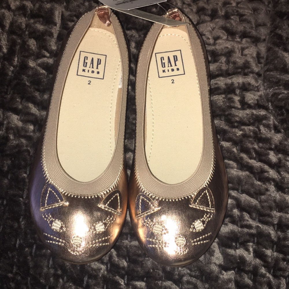 Rose gold flats kitty cats super cute